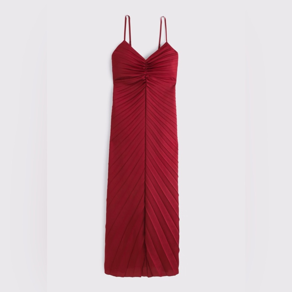 Elegant Sunburst Pleated Maxi Dress ♥️